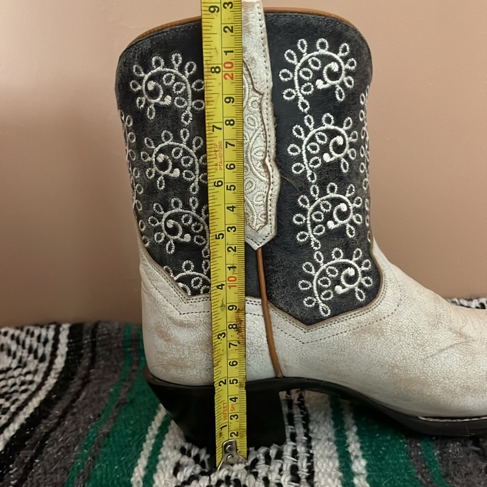 Dan Post cream and dark navy Leather Cowboy Boots ankle boots - Picture 12 of 16